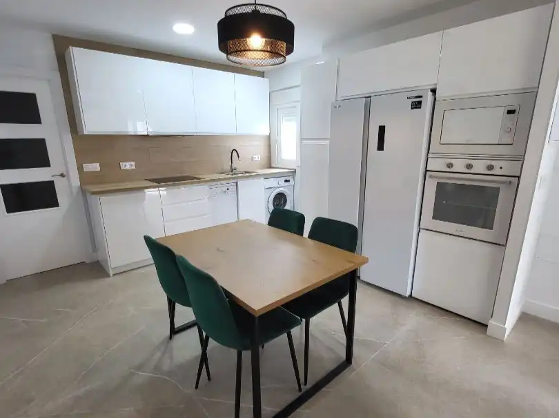Habitación en Calle Diego Serrano, 9, Ciudad Jardín - Zoco Habitación en Calle Diego Serrano, 9, Ciudad Jardín - Zoco