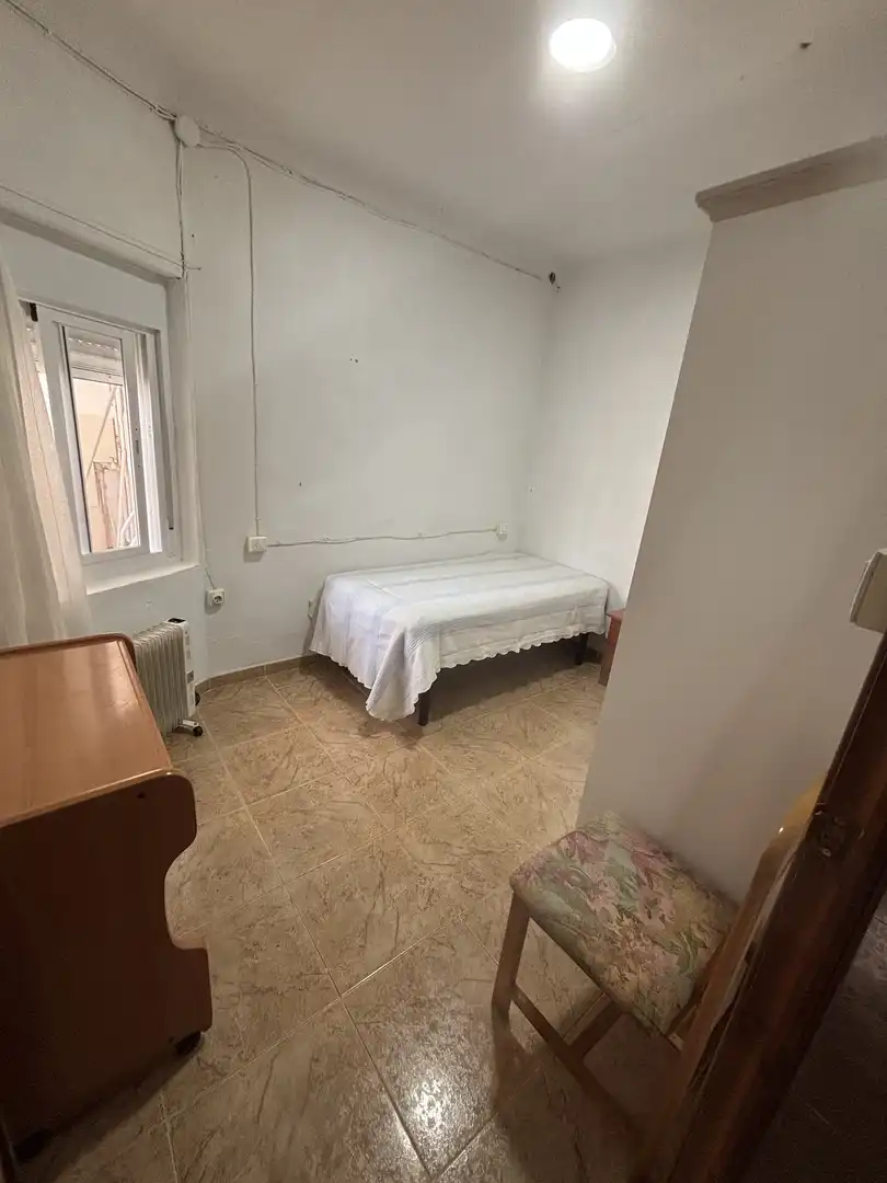 Piso de alquiler en Paseo de la Estación, 25, Torredonjimeno Habitación de Piso de alquiler en Torredonjimeno con Aire acondicionado y Amueblado