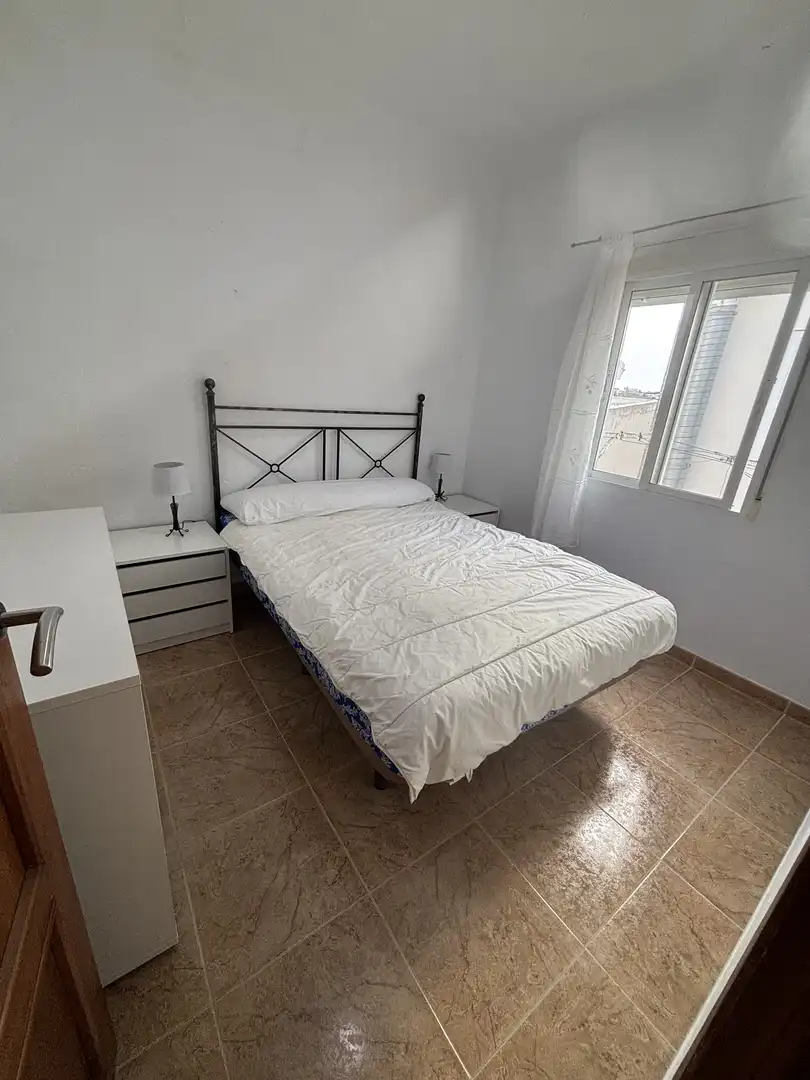 Piso de alquiler en Paseo de la Estación, 25, Torredonjimeno Habitación de Piso de alquiler en Torredonjimeno con Aire acondicionado y Amueblado