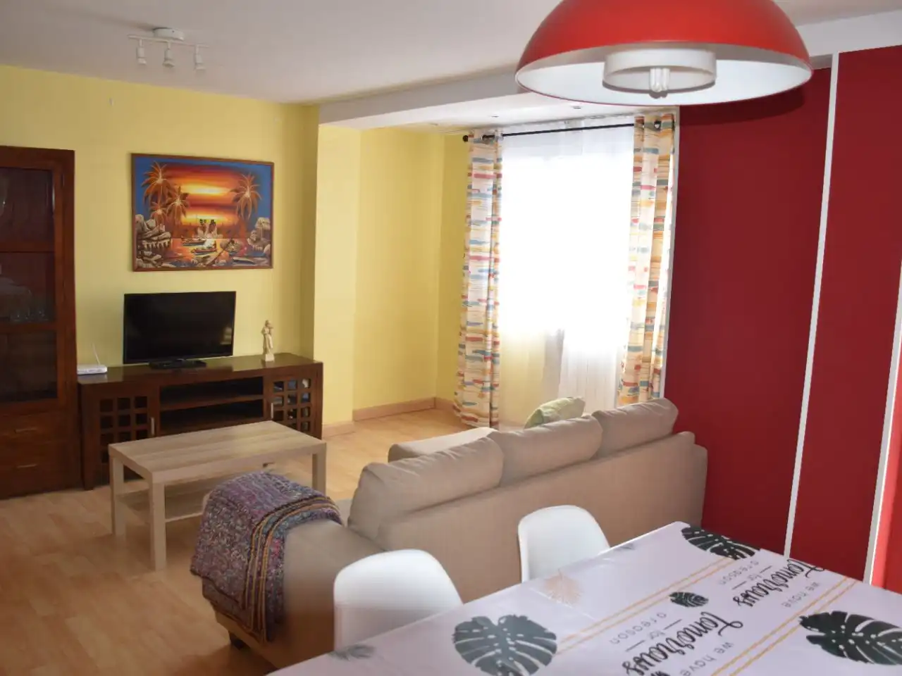 Flat for rent in Calle de la Duquesa de Villahermosa, 13, Ciudad Jardín - Parque Roma Living room of Flat for rent in Zaragoza with Heating, Parquet flooring and Furnished