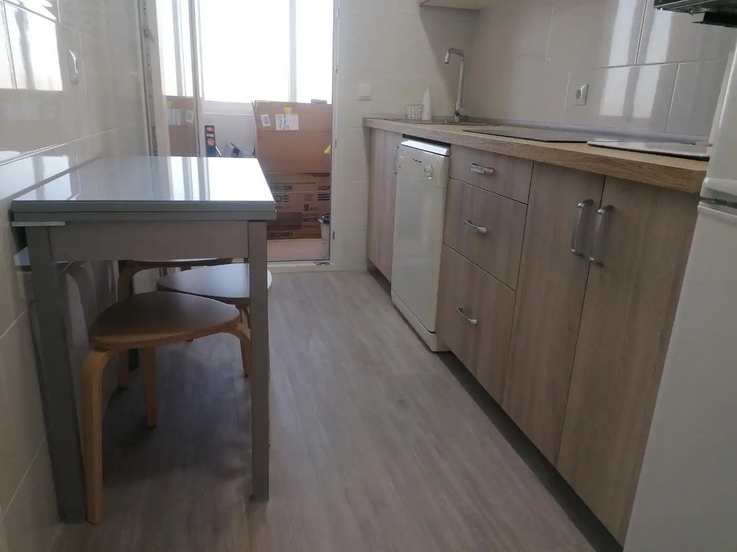 Flat for rent in Avenida Juan Pereda Pila, Pardaleras Kitchen of Flat for rent in Badajoz with Air Conditioner, Heating and Terrace