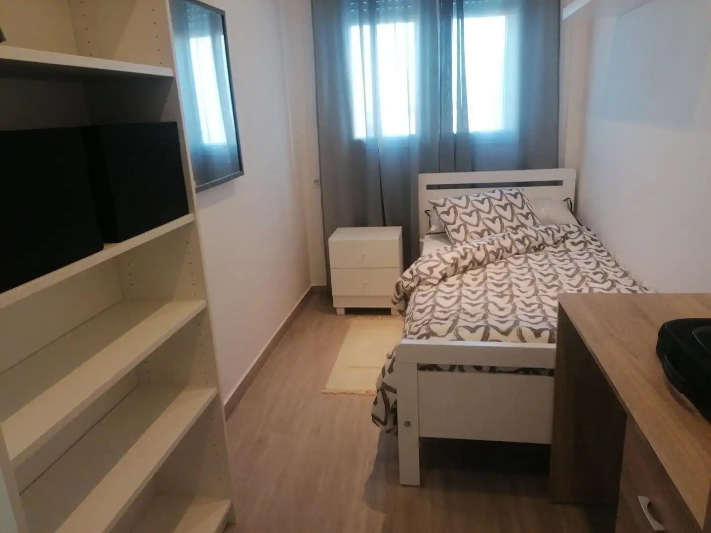 Flat for rent in Avenida Juan Pereda Pila, Pardaleras Bedroom of Flat for rent in Badajoz with Air Conditioner, Heating and Terrace
