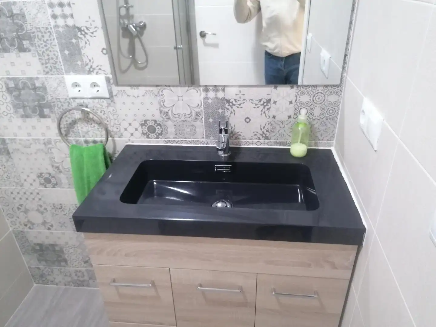 Flat for rent in Avenida Juan Pereda Pila, Pardaleras Bathroom of Flat for rent in Badajoz with Air Conditioner, Heating and Terrace