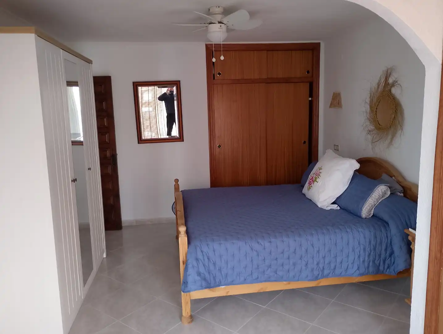 Apartament de lloguer a Calle Luxemburgo, 2, Playa Arenal - Bol Dormitori de Apartament de lloguer en Calpe / Calp amb Aire condicionat, Jardí privat i Terrassa