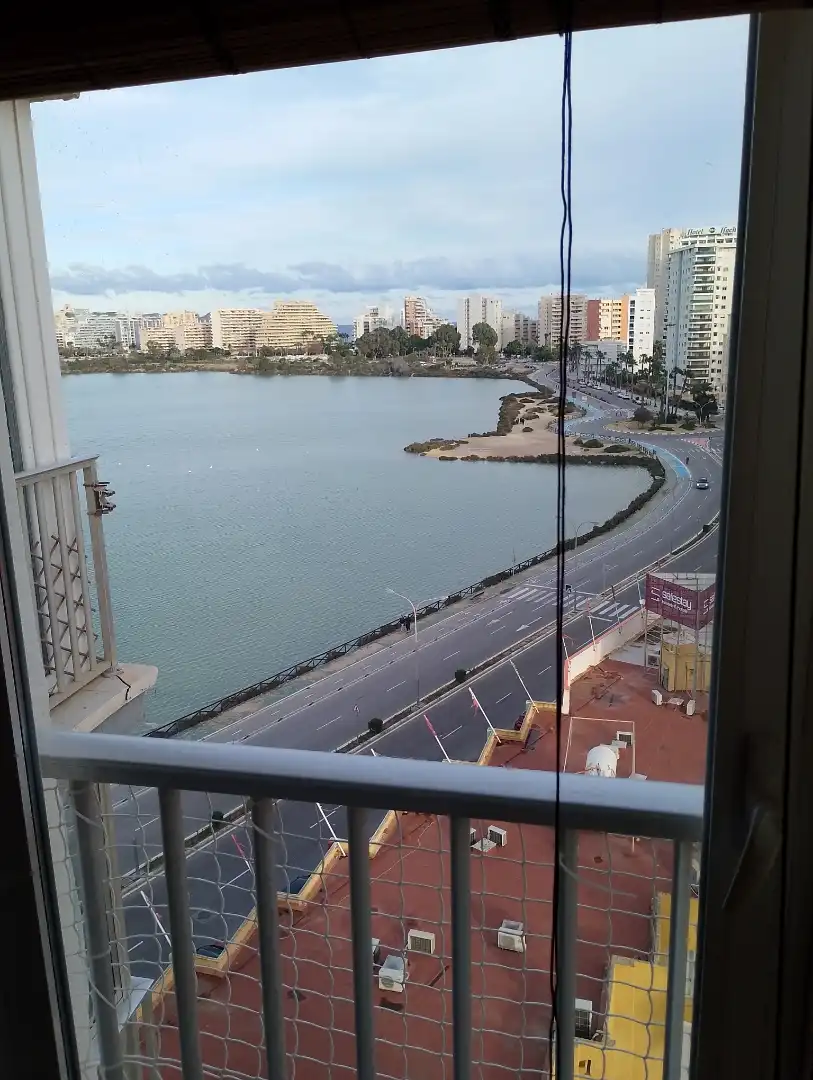 Apartament de lloguer a Calle Luxemburgo, 2, Playa Arenal - Bol Apartament de lloguer en Calpe / Calp amb Aire condicionat, Jardí privat i Terrassa