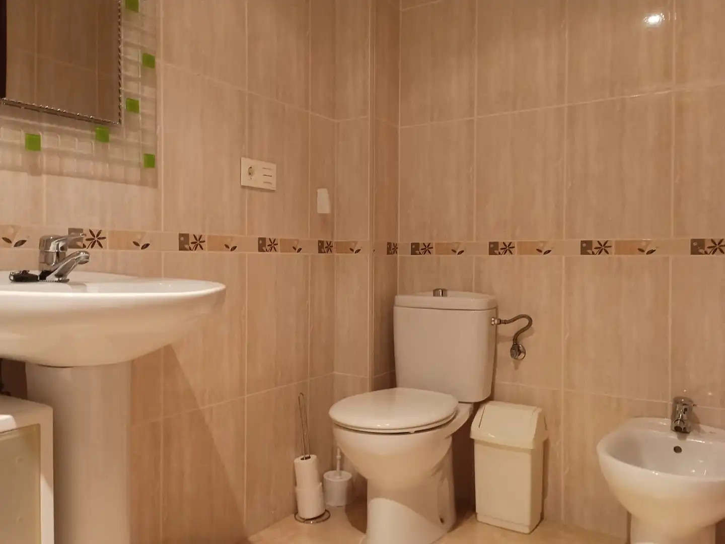 Piso en venta en Calle Esmeralda, 5, Pizarrales Baño de Piso en venta en Salamanca con Calefacción, Parquet y Trastero