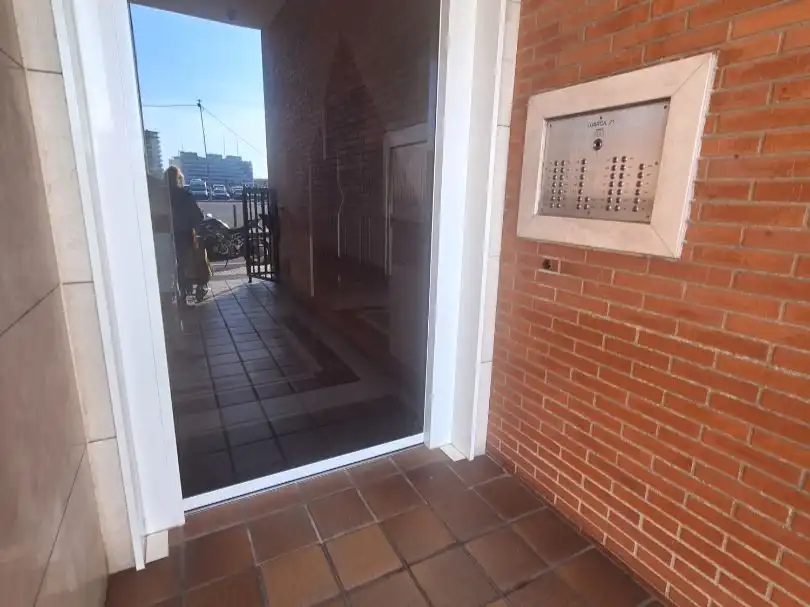 Terrasse von Wohnung zur Miete in Gijón  mit Heizung, Parkett und Abstellraum