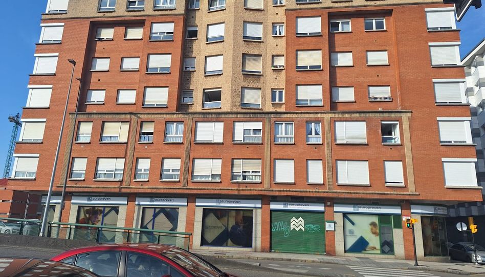 Piso de alquiler en Calle Luarca, 21, El Polígono, Gijón - imagen 1 Foto 1 de Piso de alquiler en Calle Luarca, 21, El Polígono, Gijón