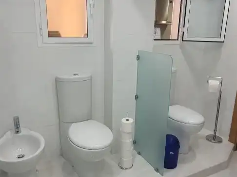 Badezimmer von Wohnung zum Verkauf in Málaga Capital mit Klimaanlage und Terrasse