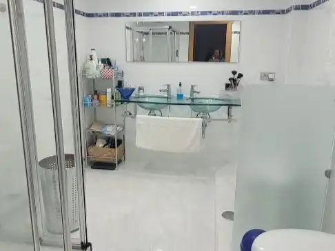 Badezimmer von Wohnung zum Verkauf in Málaga Capital mit Klimaanlage und Terrasse
