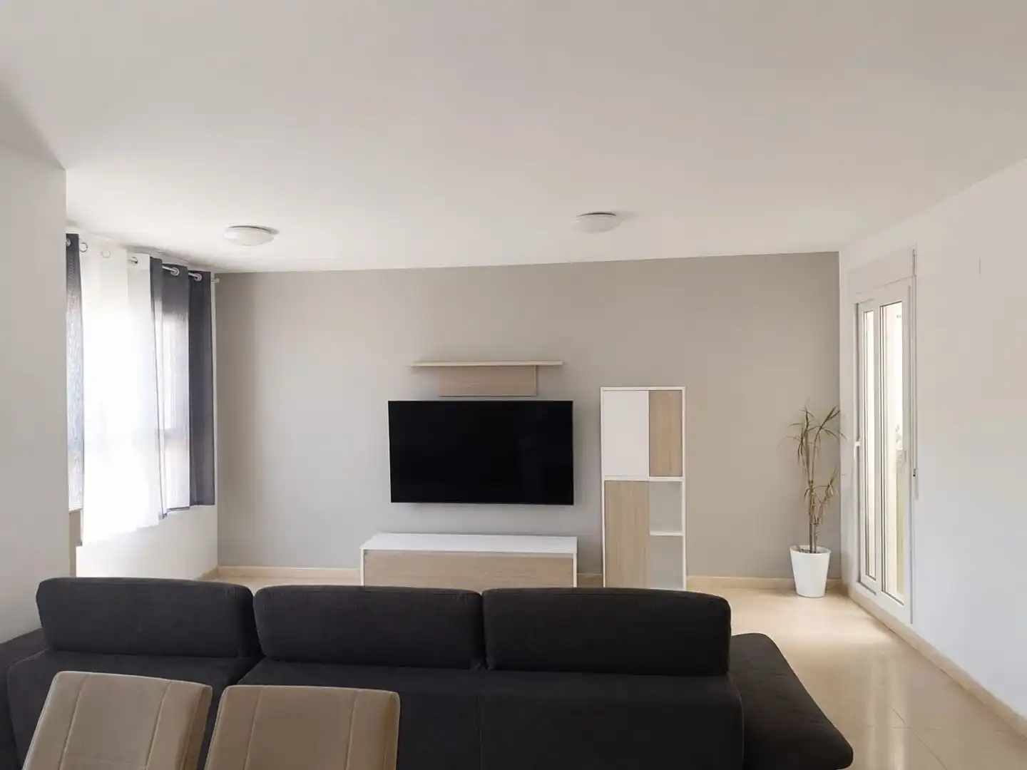 Sala de estar de Piso en venta en Teulada con Terraza, Trastero y Amueblado