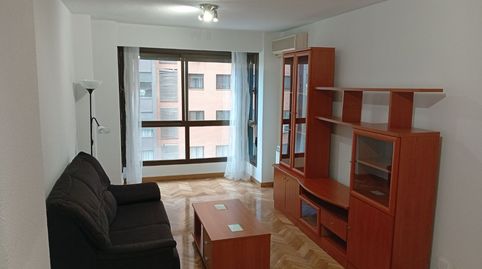 Wohnung zur Miete in Calle de Rafael Bergamín, 6, San Juan Bautista, Madrid Capital - Bild 5 Foto 5 von Wohnung zur Miete in Calle de Rafael Bergamín, 6, San Juan Bautista, Madrid Capital