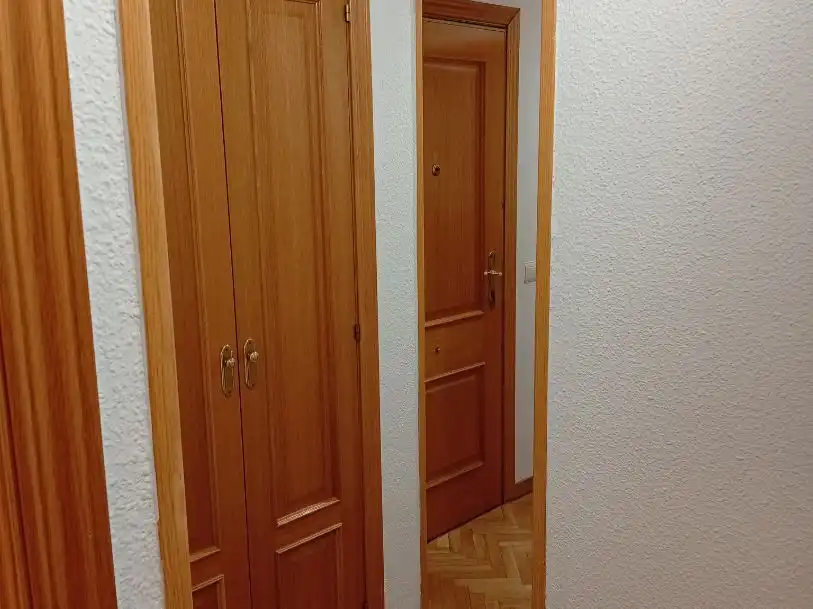 Wohnung zur Miete in Calle de Rafael Bergamín, 6, San Juan Bautista Wohnung zur Miete in Madrid Capital mit Klimaanlage und Schwimmbad