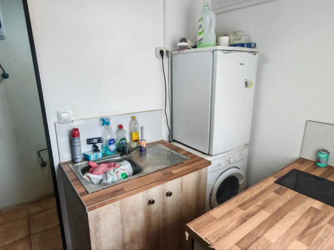 Piso en venta en Calle Bravo Murillo, 22, El Goro - Ojos de Garza Cocina de Piso en venta en Telde con Terraza, Trastero y Amueblado