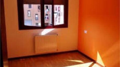 Piso de alquiler en Roces, Gijón - imagen 5 Foto 5 de Piso de alquiler en Roces, Gijón