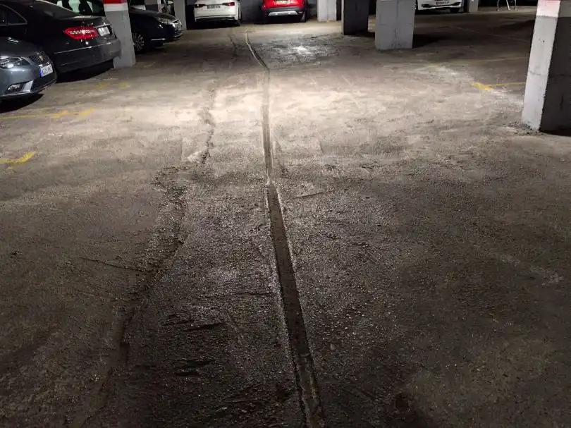 Parkplatz von Wohnung zur Miete in  Sevilla Capital mit Klimaanlage und Schwimmbad