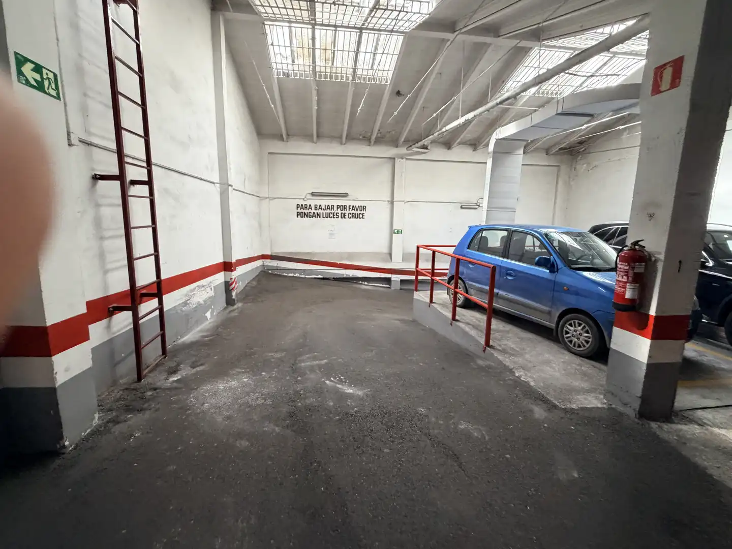 Garage zur Miete in Calle del Doctor Julián Sanz Ibáñez, 41, La Bozada – Parque Delicias Parkplatz von Garage zur Miete in Zaragoza