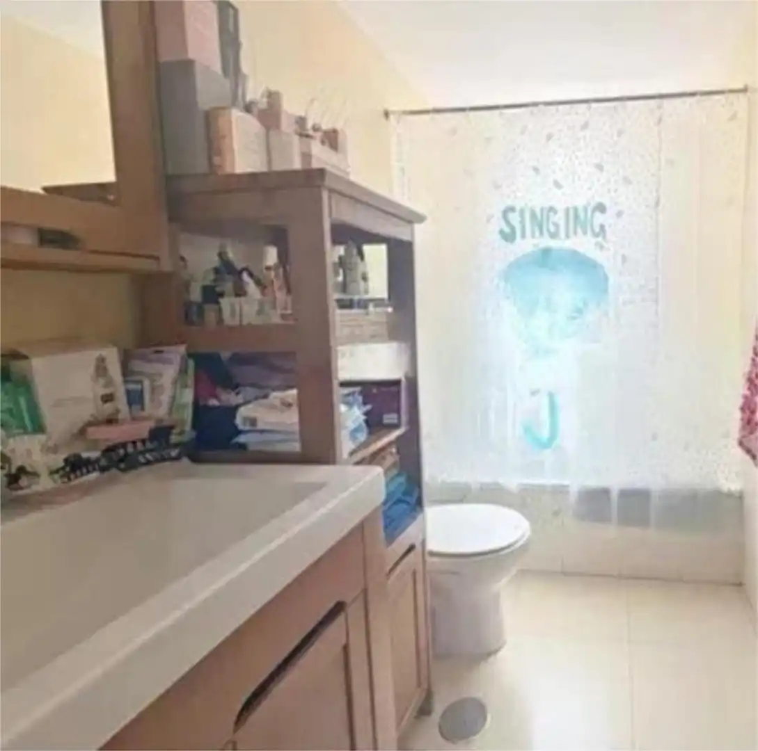 Piso en venta en Argana Alta - Maneje Baño de Piso en venta en Arrecife con Trastero y Amueblado