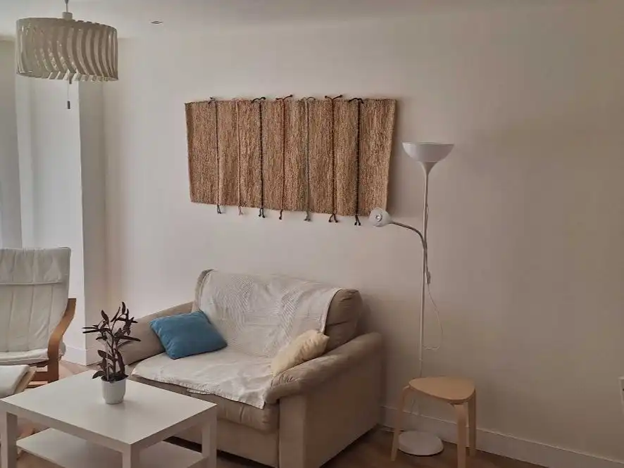 Flat for rent in Calle Muñoz León, 9, Cruz Roja Living room of Flat for rent in Sevilla with Air Conditioner, Heating and Furnished