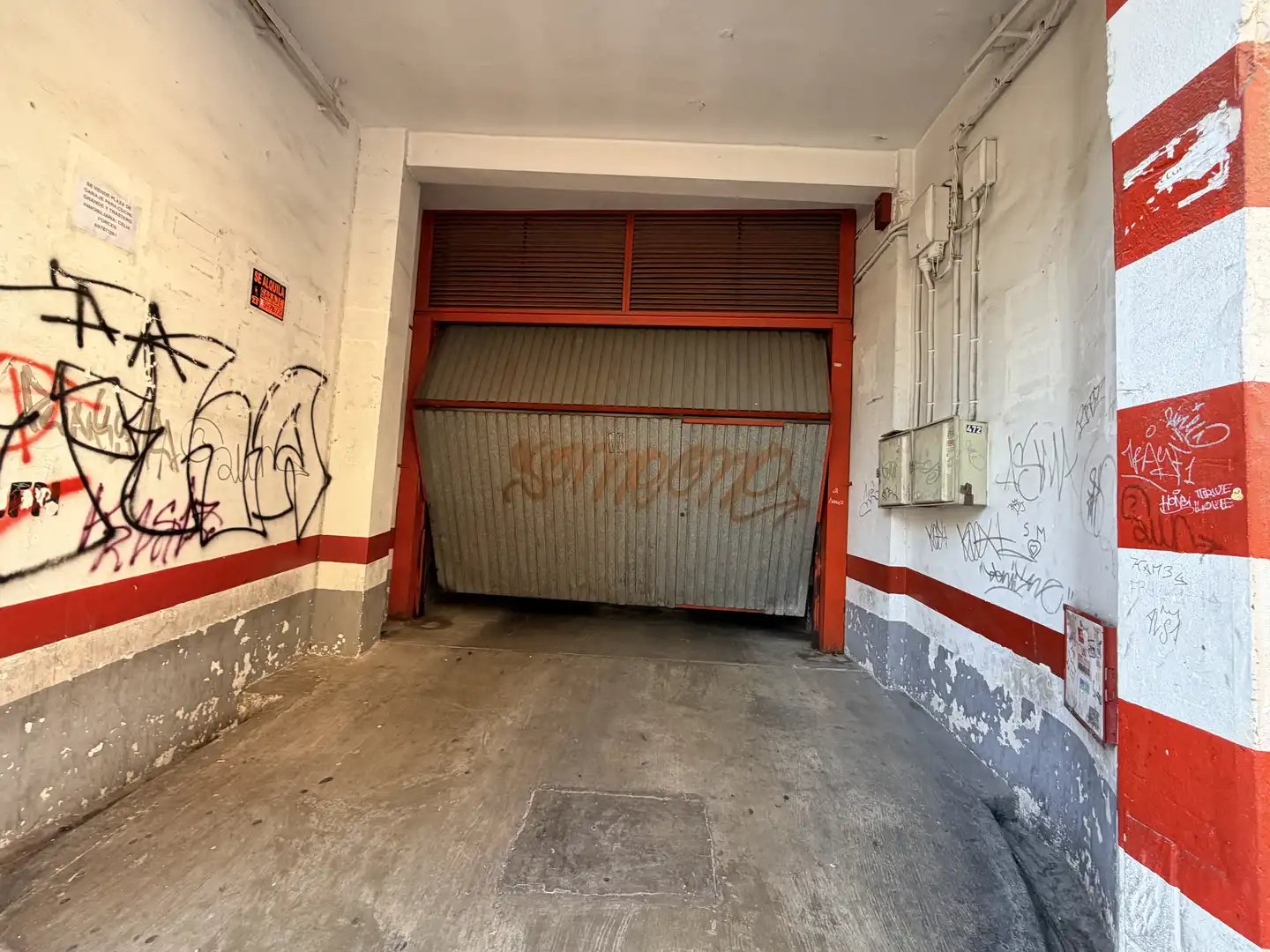 Garage zur Miete in Calle del Doctor Julián Sanz Ibáñez, 41, La Bozada – Parque Delicias Parkplatz von Garage zur Miete in Zaragoza