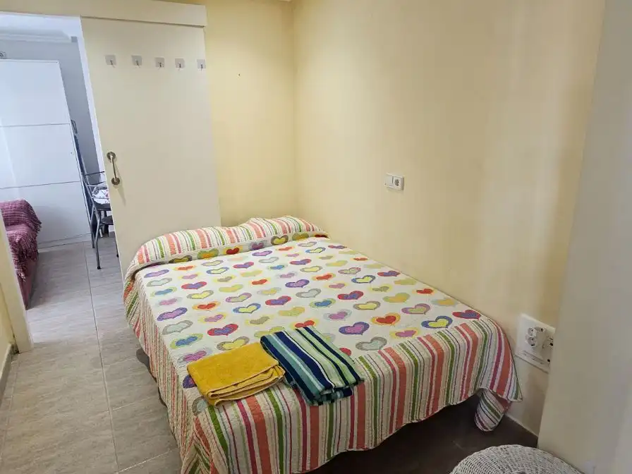Flat for sale in Avenida del Mediterráneo, 31, Playa Levante Bedroom of Flat for sale in Benidorm with Air Conditioner, Terrace and Swimming Pool