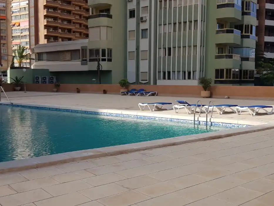 Flat for sale in Avenida del Mediterráneo, 31, Playa Levante Swimming pool of Flat for sale in Benidorm with Air Conditioner, Terrace and Swimming Pool