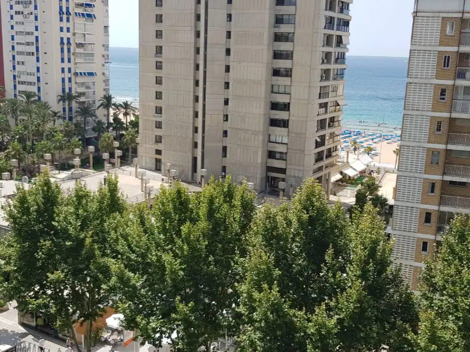 Flat for sale in Avenida del Mediterráneo, 31, Playa Levante Exterior view of Flat for sale in Benidorm with Air Conditioner, Terrace and Swimming Pool