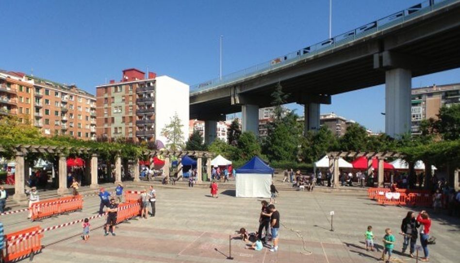 Piso en venta en Plaza de Rekalde, 1, Rekalde Centro, Bilbao - imagen 1 Foto 1 de Piso en venta en Plaza de Rekalde, 1, Rekalde Centro, Bilbao