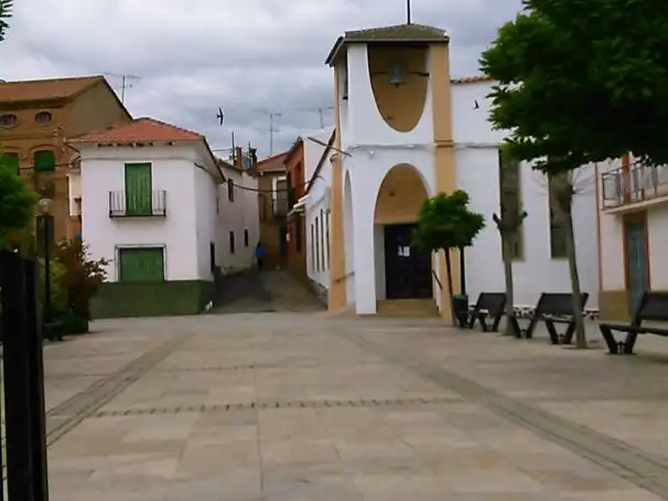 Einfamilien-Reihenhaus zum Verkauf in Calle Calvo Sotelo, 16, San Lorenzo de Calatrava Außenansicht von Einfamilien-Reihenhaus zum Verkauf in San Lorenzo de Calatrava mit Terrasse und Balkon
