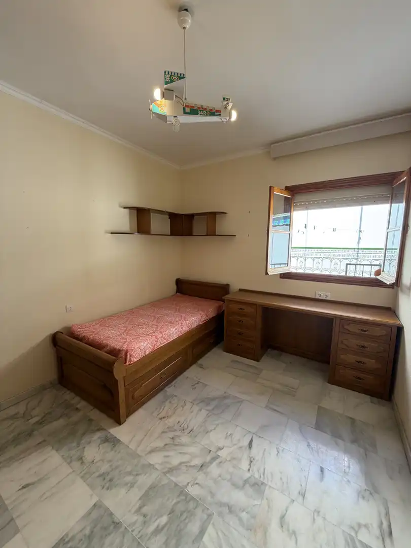 Detached homes for sale in Calle el Salvador, 21, Morón de la Frontera Bedroom of Detached homes for sale in Morón de la Frontera with Air Conditioner, Heating and Private garden