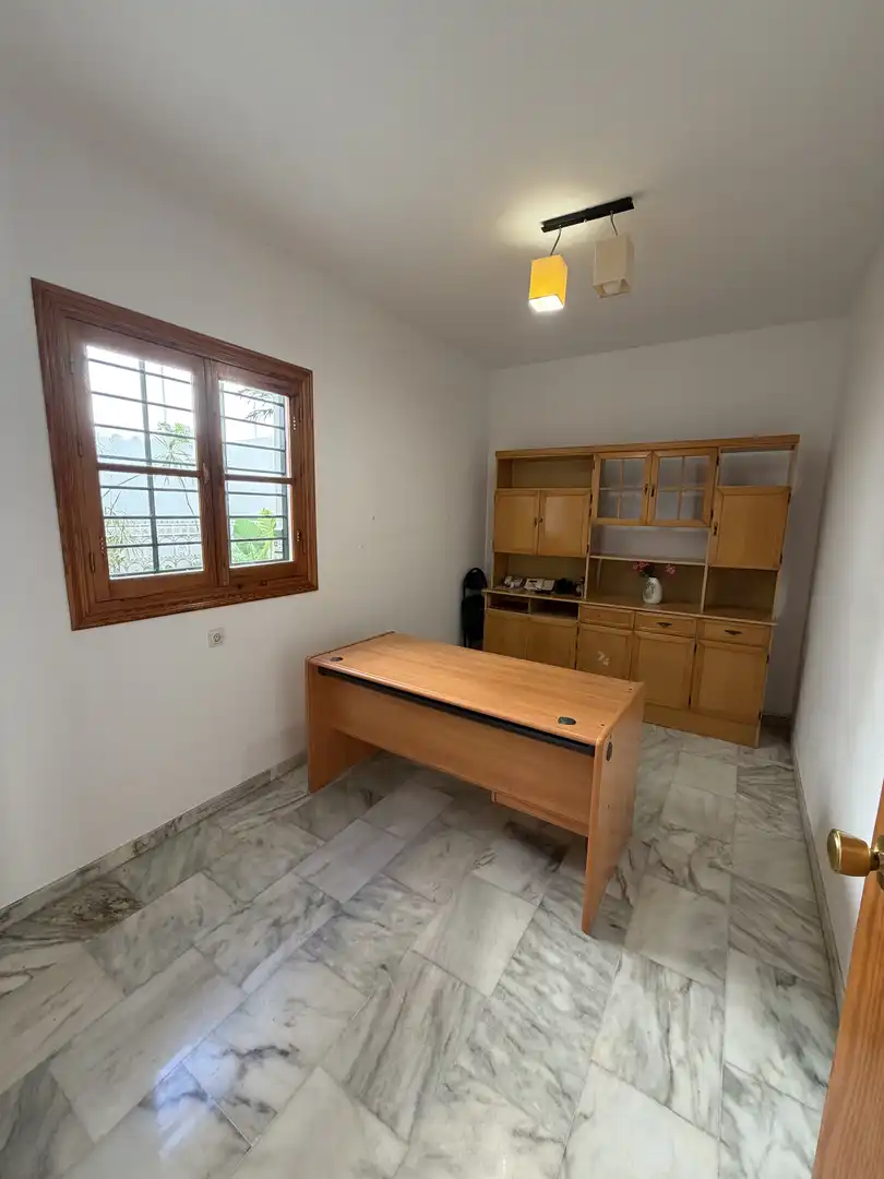 Detached homes for sale in Calle el Salvador, 21, Morón de la Frontera Detached homes for sale in Morón de la Frontera with Air Conditioner, Heating and Private garden
