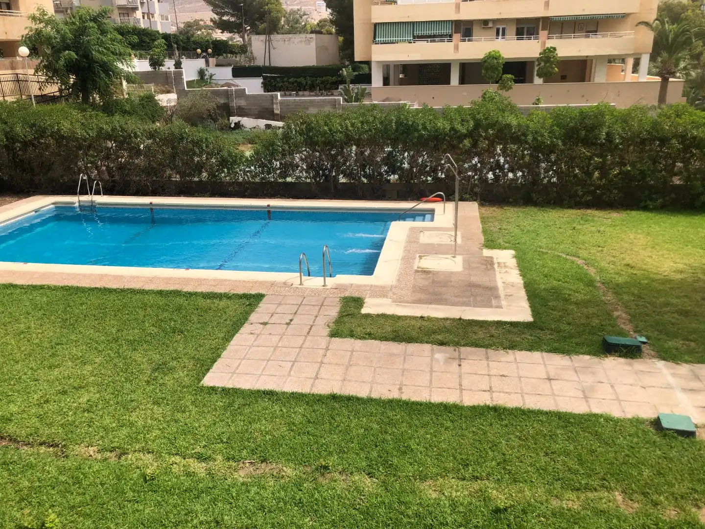 Apartments for rent in Plaza Torre Clara, 5, Aguadulce Sur Swimming pool of Apartments for rent in Roquetas de Mar with Air Conditioner, Heating and Parquet flooring