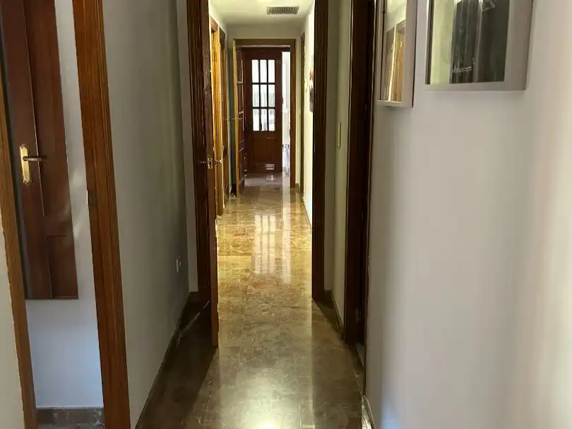 Habitación en Plaza de Vista Alegre, 3, Vista Alegre - Parque Cruz Conde Piso para compartir en Córdoba con Aire acondicionado y Amueblado