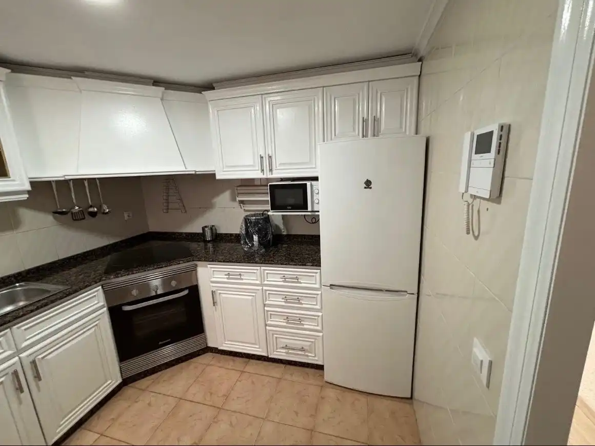 Room in Carrer del Marí Blas de Lezo, 32, El Cabanyal - El Canyamelar