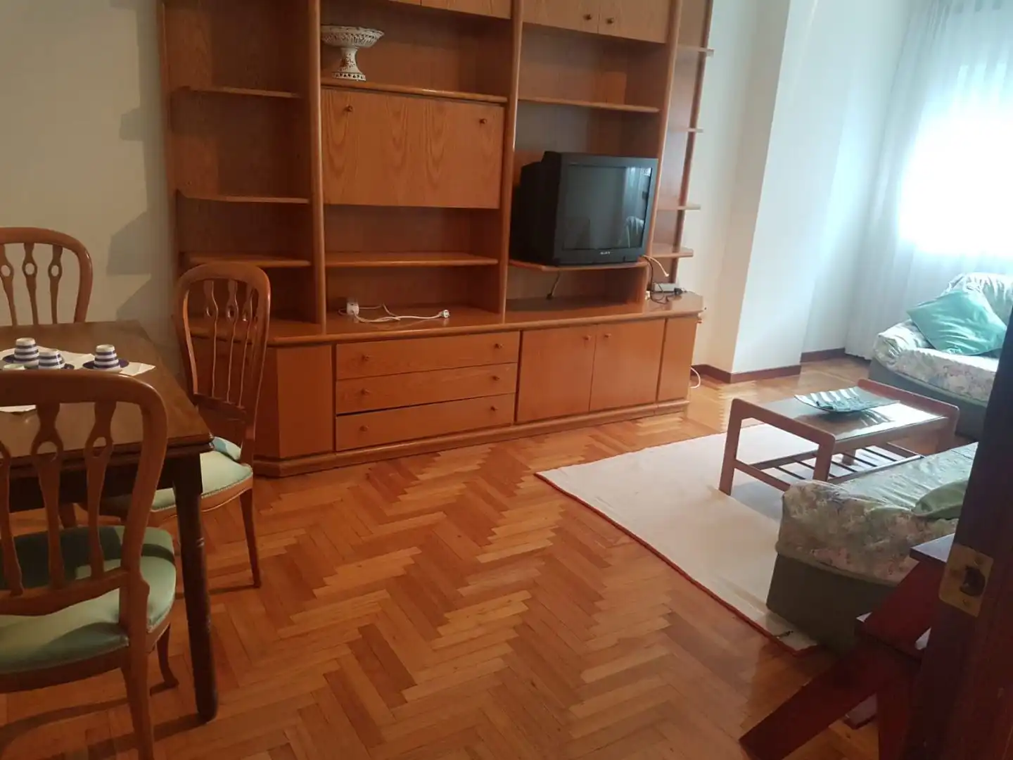 Flat for rent in Rúa de Eugenio Kraff, 4, As Travesas - Balaídos Living room of Flat for rent in Vigo with Heating, Parquet flooring and Furnished
