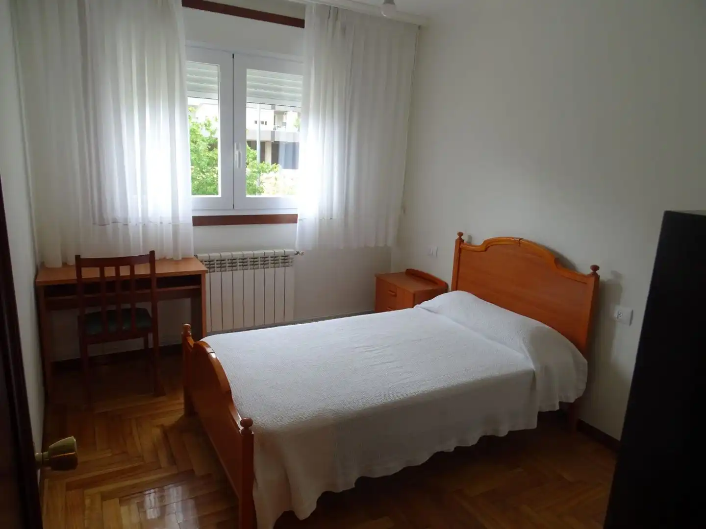 Flat for rent in Rúa de Eugenio Kraff, 4, As Travesas - Balaídos Bedroom of Flat for rent in Vigo with Heating, Parquet flooring and Furnished