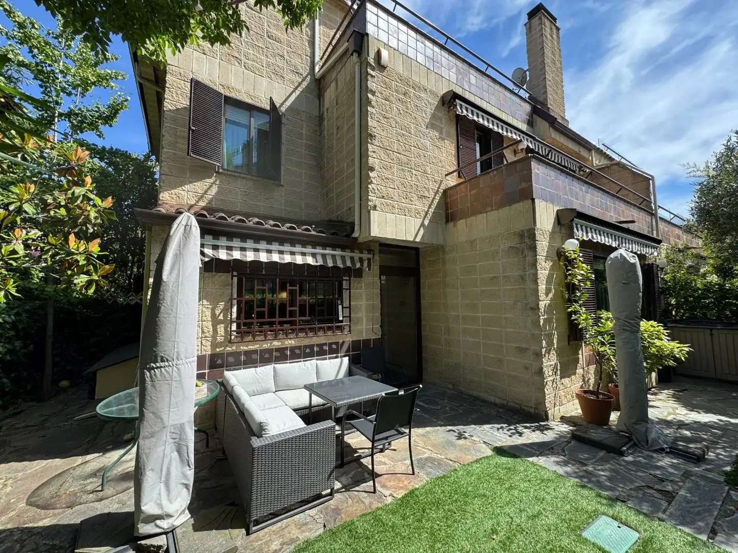 Terrasse von Wohnung zum Verkauf in  Madrid Capital mit Terrasse und Schwimmbad