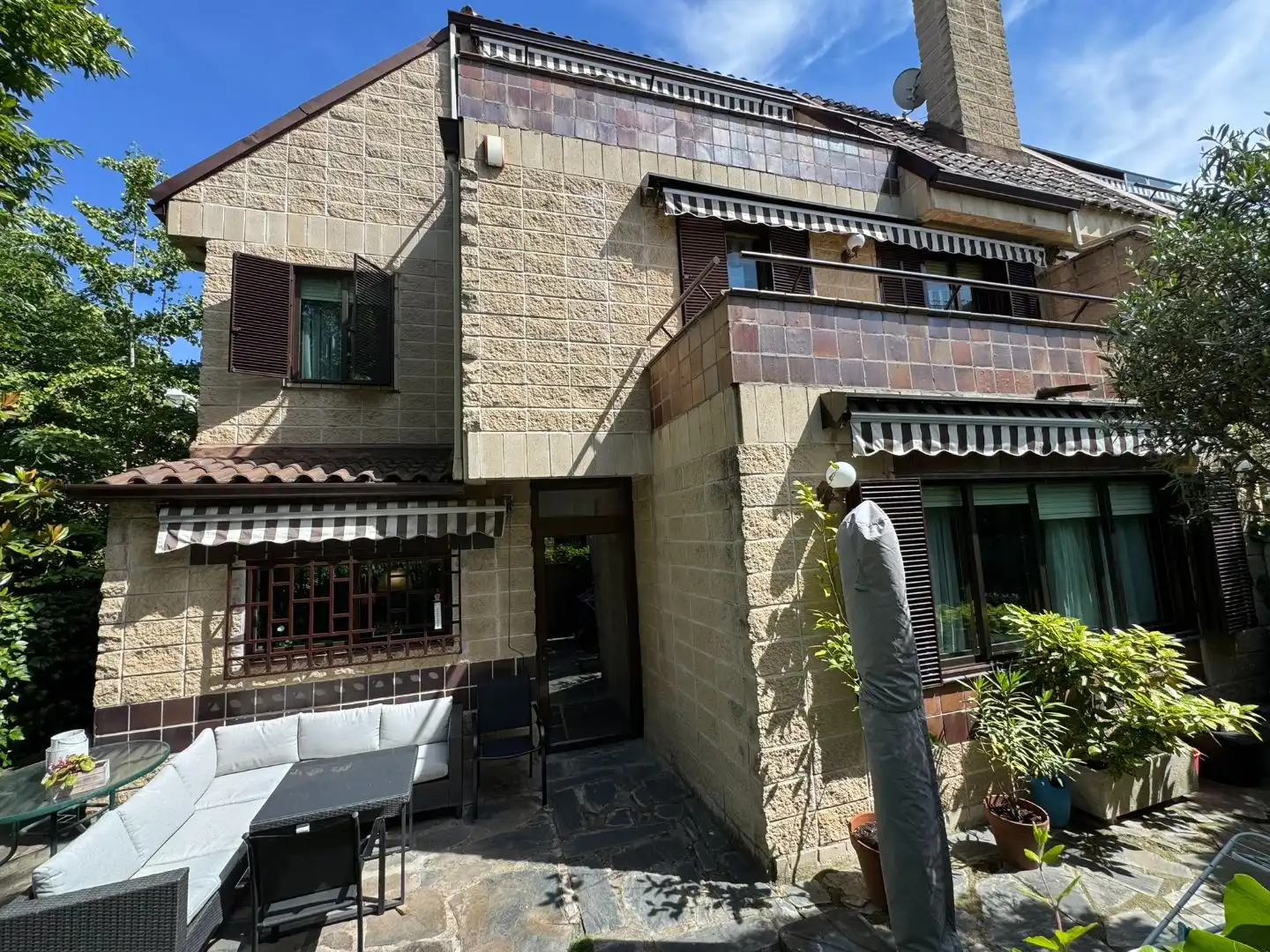 Wohnung zum Verkauf in Calle de Pérez Cidón, 18, Concepción Außenansicht von Wohnung zum Verkauf in Madrid mit Heizung, Privatgarten und Parkett