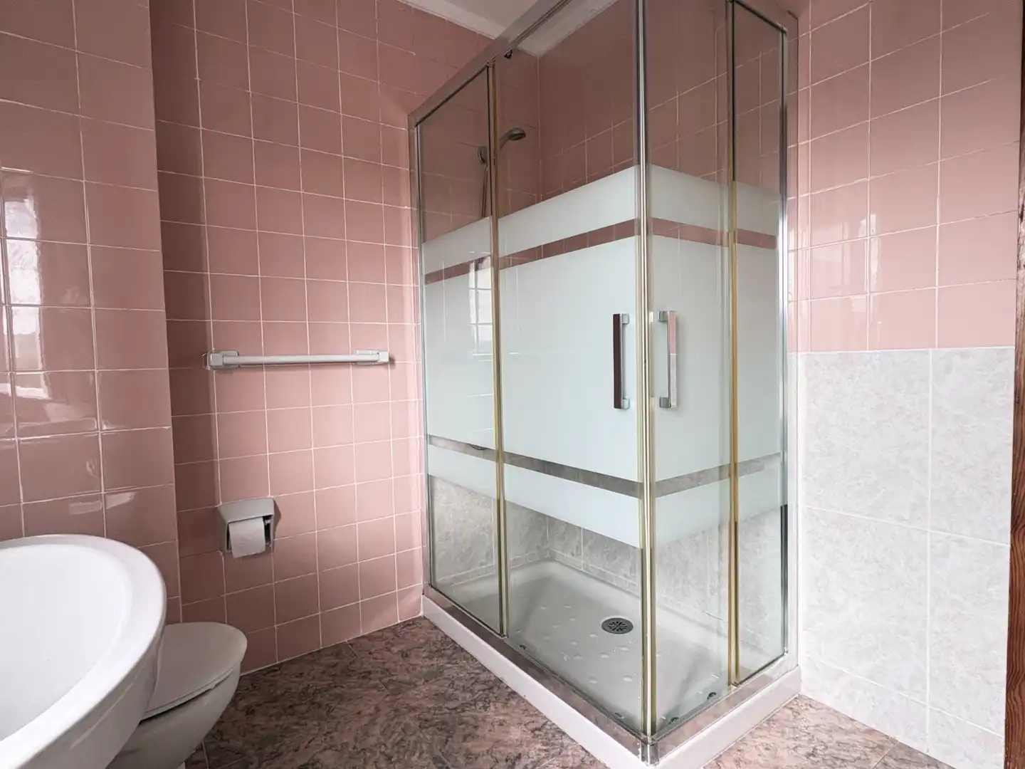 Flat for sale in Avenida Portugal, 15, Avilés Bathroom of Flat for sale in Avilés with Balcony