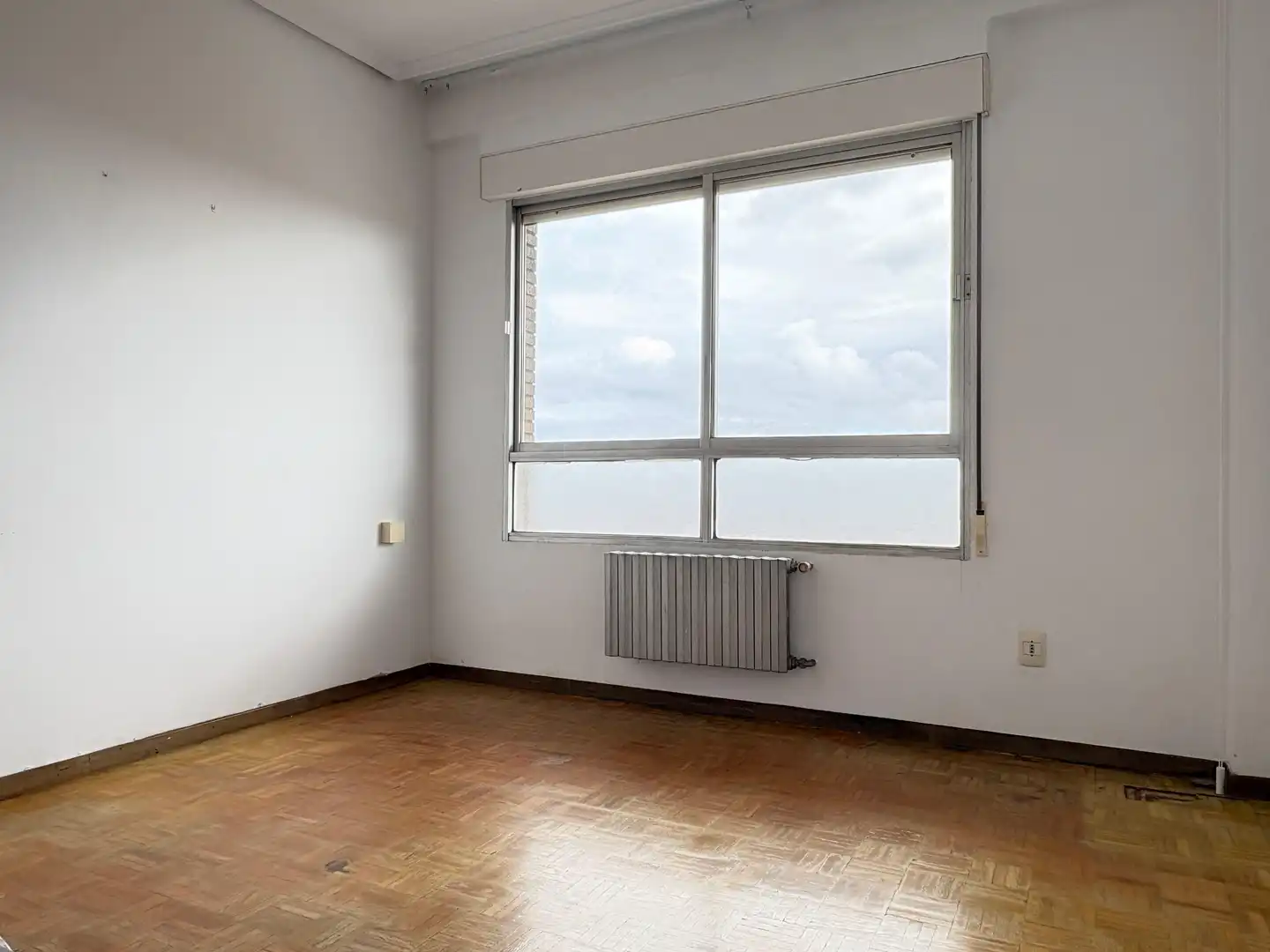 Flat for sale in Avenida Portugal, 15, Avilés Bedroom of Flat for sale in Avilés with Balcony