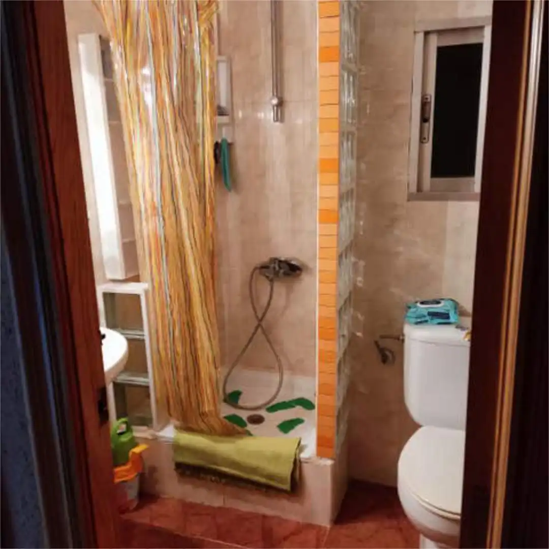 Apartamento en venta en El Perelló Baño de Apartamento en venta en Sueca con Amueblado