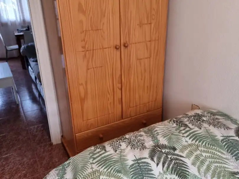 Einfamilien-Reihenhaus zur Miete in Calle Río Sena, 12, Los Cuarteros Schlafzimmer von Einfamilien-Reihenhaus zur Miete in San Pedro del Pinatar mit Klimaanlage, Heizung und Privatgarten