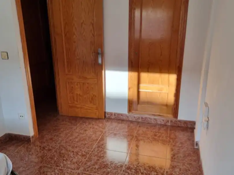 Einfamilien-Reihenhaus zur Miete in Calle Río Sena, 12, Los Cuarteros Einfamilien-Reihenhaus zur Miete in San Pedro del Pinatar mit Klimaanlage, Heizung und Privatgarten
