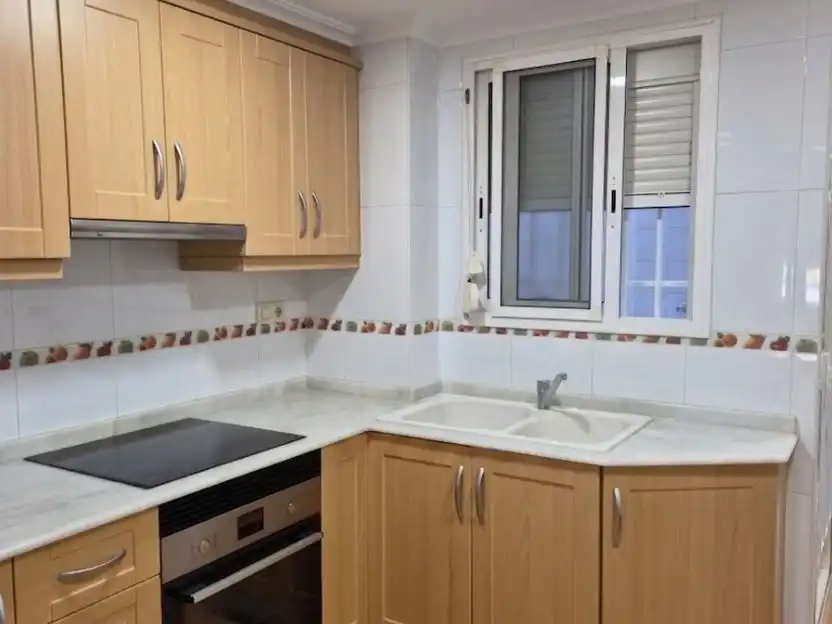 Flat for rent in Carrer d'Abén al Abbar, 9, Albors Flat for rent in Carrer d'Abén al Abbar, 9, Albors