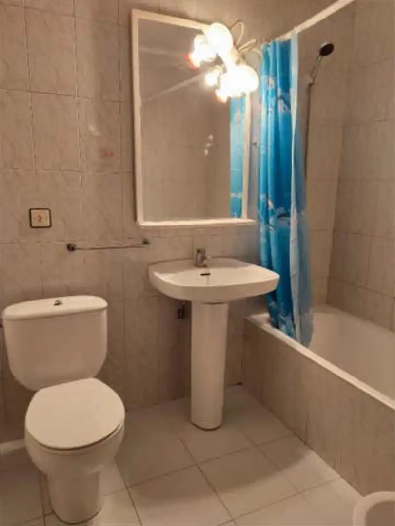 Baño de Piso en venta en Valle de Mena con Terraza