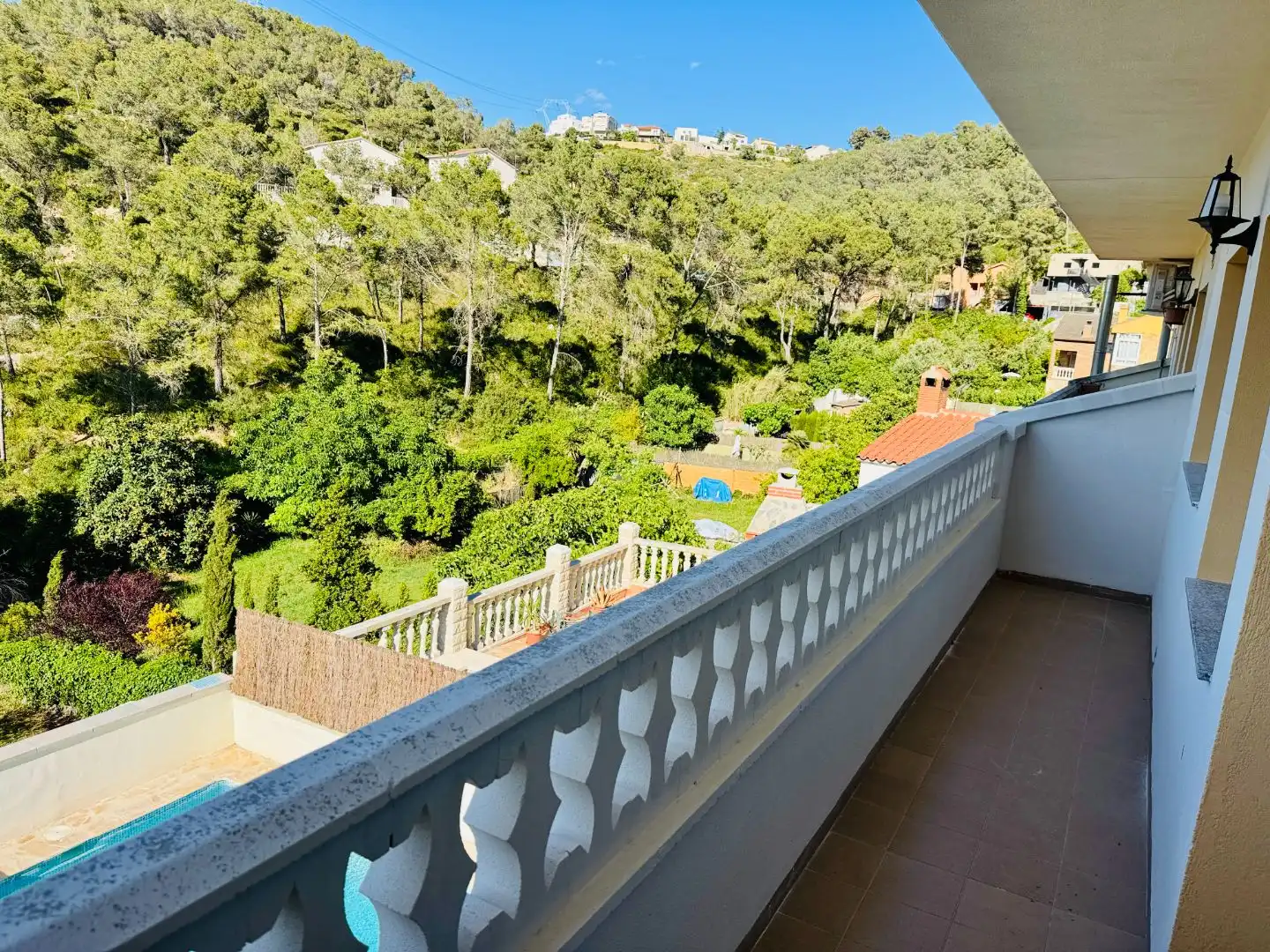 Terrasse von Wohnung zum Verkauf in Canyelles mit Klimaanlage, Privatgarten und Terrasse