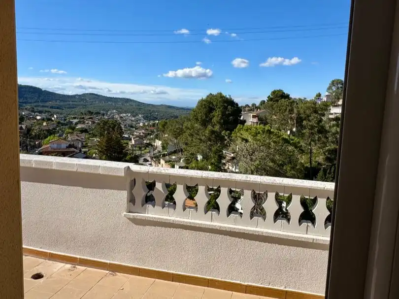 Terrasse von Wohnung zum Verkauf in Canyelles mit Klimaanlage, Privatgarten und Terrasse