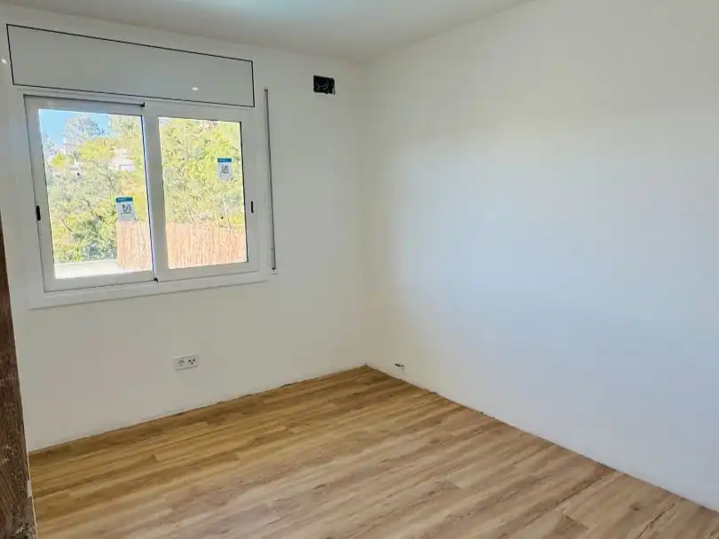 Schlafzimmer von Wohnung zum Verkauf in Canyelles mit Klimaanlage, Privatgarten und Terrasse