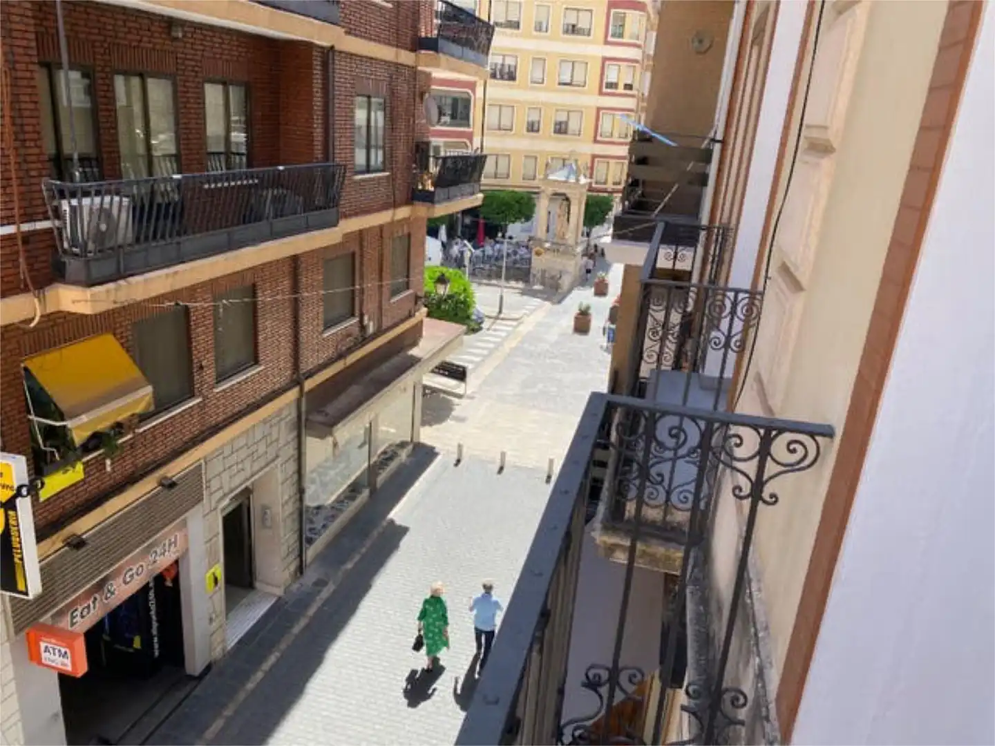 Wohnung zum Verkauf in La Vila Außenansicht von Wohnung zum Verkauf in Alzira mit Terrasse