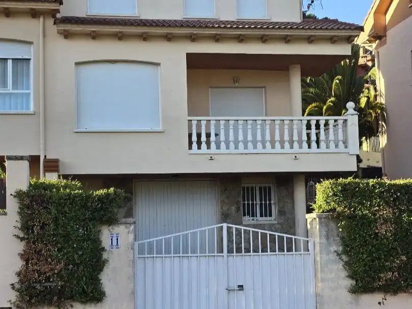 Casa o chalet en venta en Carretera el Arenal, Mombeltrán Casa o chalet en venta en Carretera el Arenal, Mombeltrán